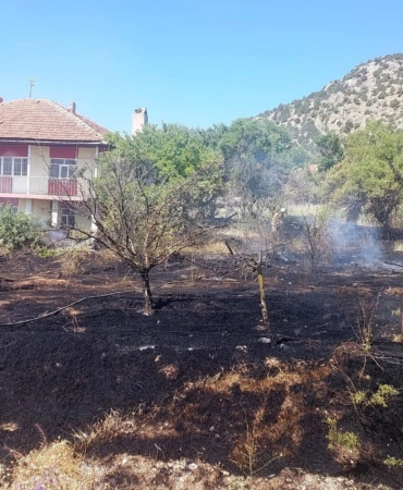 Çaltepe Köyü’nde yangın paniği, söndürüldü!
