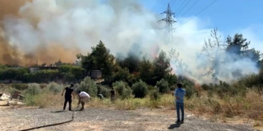 Antalya’da Çalılık Yangını Ormana Sıçradı!