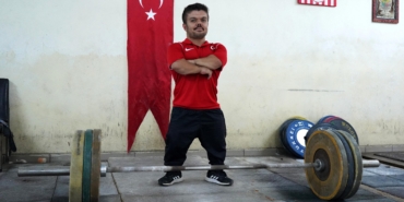 Engelleri Aşan Şampiyon: Serkan Çakmaz