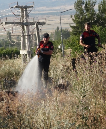 Burdur’da 5 Dönüm Kuru Otluk Alan Yandı!