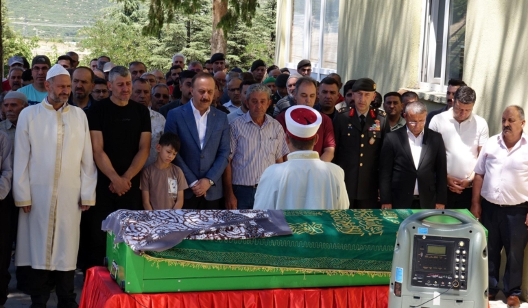 Şehit Annesinin Son İsteği Askerlerle Gerçekleşti