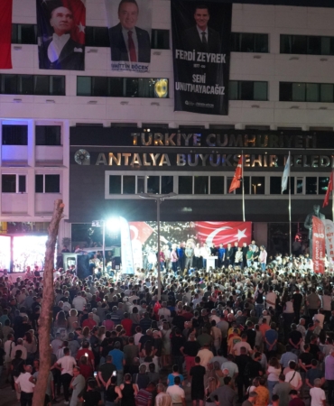 Başkan Böcek’e Destek İçin Miting Düzenlendi!