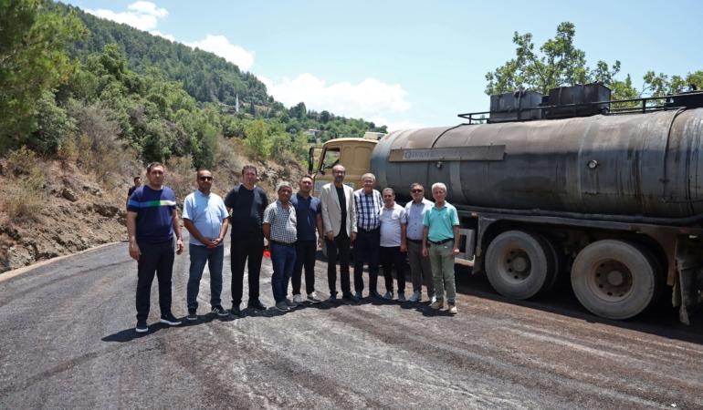 Şıhlar Mahalle Yolu Asfalta Kavuştu!