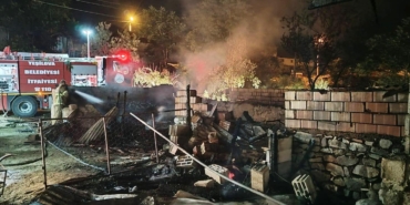 Ağıldaki Yangında 10 Hayvan Can Verdi!