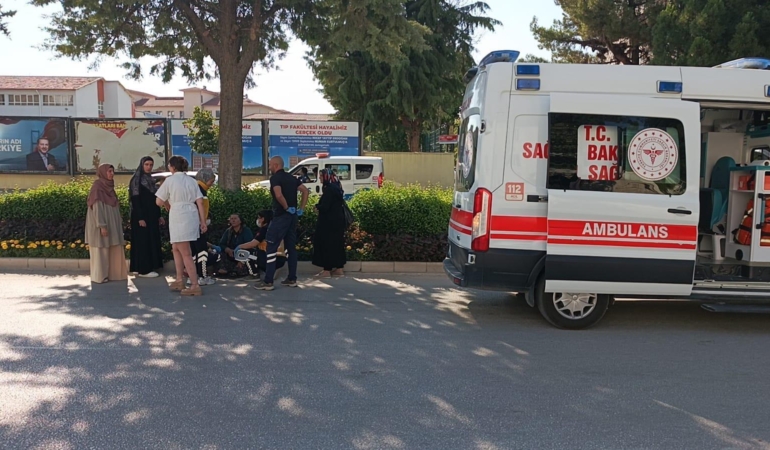 Elektrikli Motosikletten Düşen Kadın Yaralandı