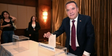 İki Başkan Tutuklandı, Yeni Seçim Süreci Başlıyor