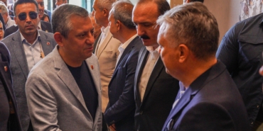 Özgür Özel Antalya’da: Belediye Başkanı Ziyareti