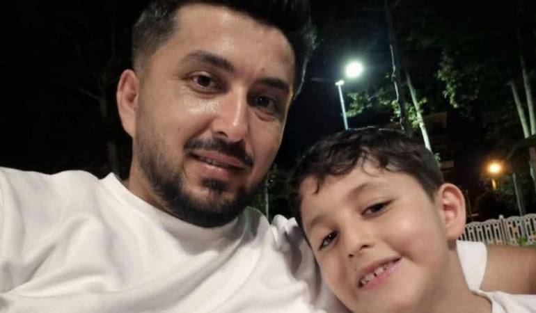 Baba-Oğul Trafik Kazasında Hayatını Kaybetti!