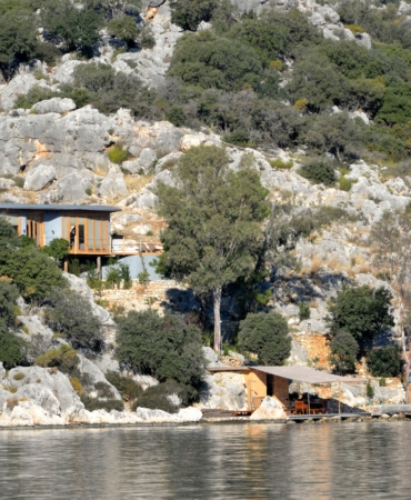 Kaçak Villanın Yıkımı Borç Nedeniyle Askıda