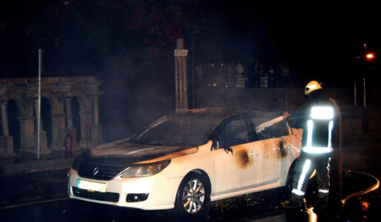 Seyir Halindeki Otomobil Alev Alev Yandı!