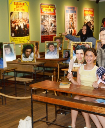 Hababam Sınıfı’na Ziyaretçi Akını Devam Ediyor!