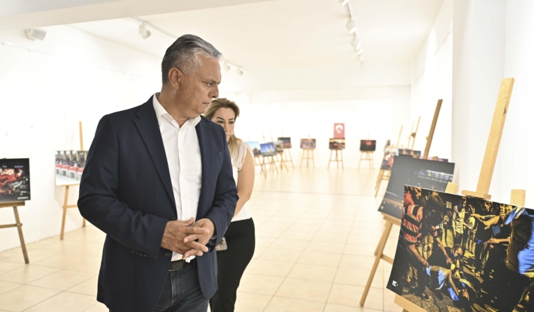 15 Temmuz Anısına Muratpaşa’da Fotoğraf Sergisi