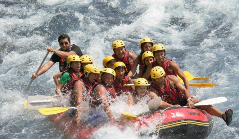 Köprüçay Rafting: Tatilcilerin Yeni Gözdesi!