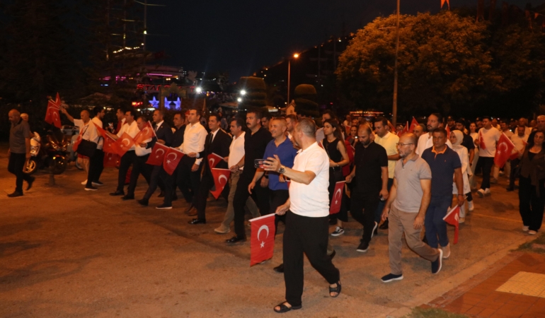 Alanya’da 15 Temmuz Anma Yürüyüşü Coşkuyla Yapıldı