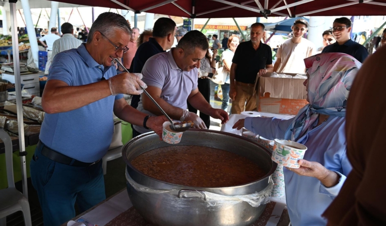 Kemer’de Aşure İkramı Başladı, Kardeşlik Vurgusu!