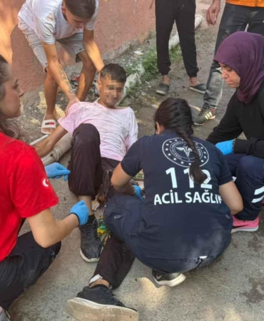 Antalya’da ‘Ne Bakıyorsun’ Kavgası: 1 Yaralı