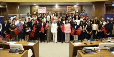 Gençlik Meclisi’nden Böcek’e Destek Mesajları