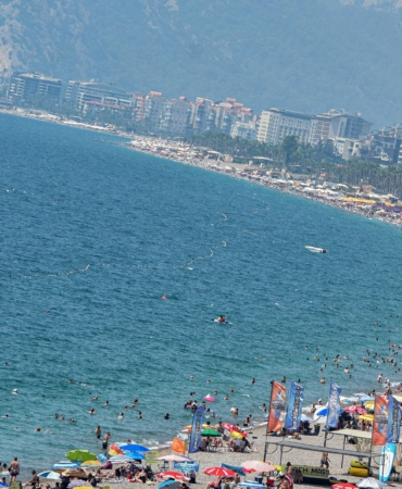 Antalya'da cuma günü rekor sıcaklık bekleniyor