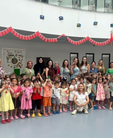 Öğrencilere geri dönüşüm eğitimi