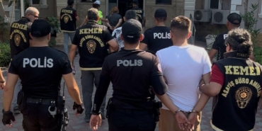 Kemer'de zehir tacirlerine operasyon; 3 tutuklama