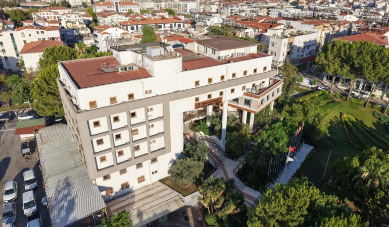 Manavgat'taki soruşturmada tutuklanan iş insanından 60 milyon liralık 'rüşvet' iddiası