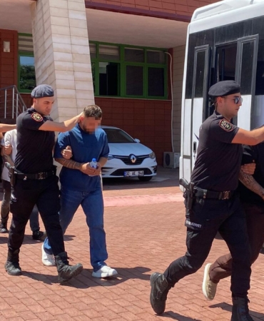 Isparta’da silahlı ‘yan bakma’ kavgası; 3 yaralı, 2 tutuklama