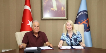 Nöroloji poliklinik inşaatına hayırsever desteği