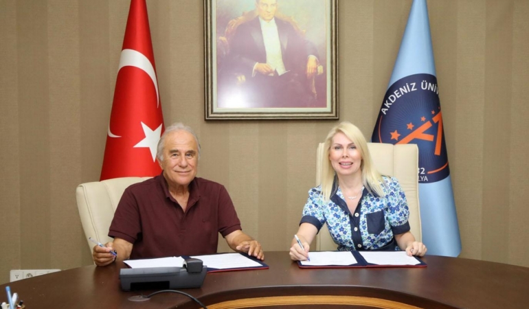 Nöroloji poliklinik inşaatına hayırsever desteği