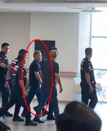 Muhittin Böcek hastaneye kaldırıldı (2)