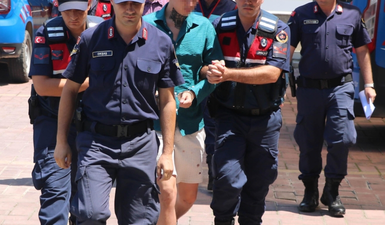 Rusların cinayetle biten kavgasında 2 şüpheli adliyede