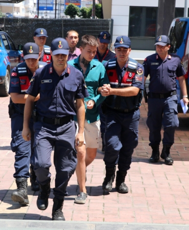 Rusların cinayetle biten kavgasında 2 şüpheli tutuklandı