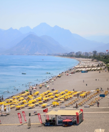 Antalya’da 95 yılın temmuz sıcaklık rekoru kırıldı