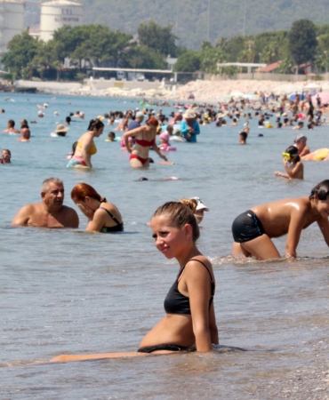 Antalya’da termometreler 48 dereceyi gördü