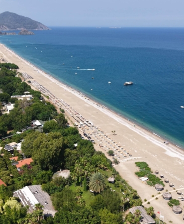 Yeşil ve mavinin buluştuğu doğa cenneti; Çıralı