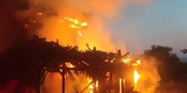 Korkuteli’de ev yangını