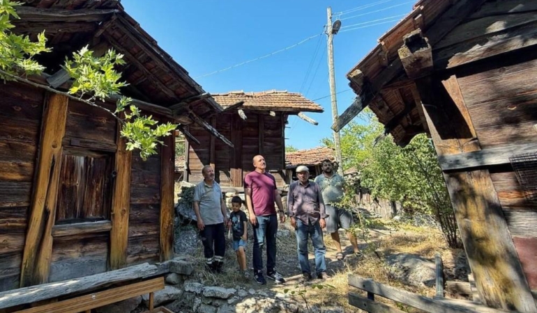 Başkan Kotan tarihi ambarları inceledi