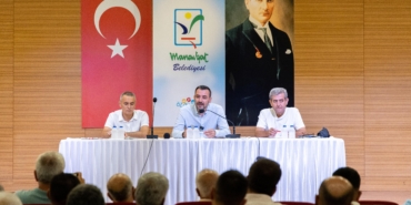 Başkan Vekili Çiçek, muhtarlarla bir araya geldi