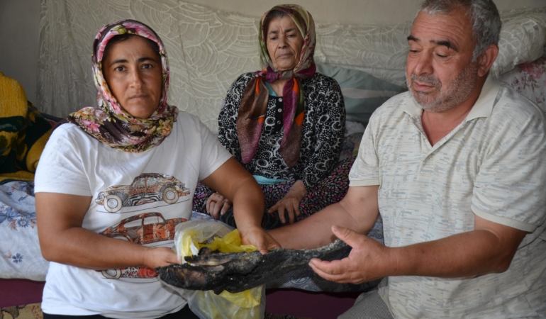 Evlerinde çıkan yangında 90 bin lira birikimleri de yandı