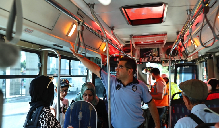 Büyükşehir’den otobüs ve taksilere sıkı denetim