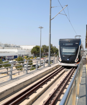 Havalimanı Gelen Yolcu Terminali’ne yeni tramvay durağı
