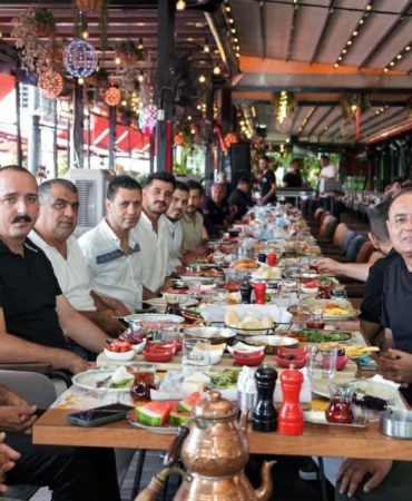 Başkan Kotan, Konyaaltı esnafıyla buluştu