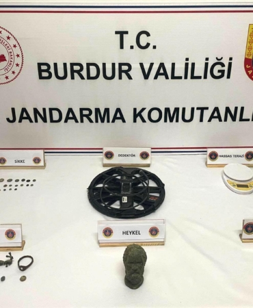 Uyuşturucu ve kaçakçılık operasyonlarına 3 tutuklama