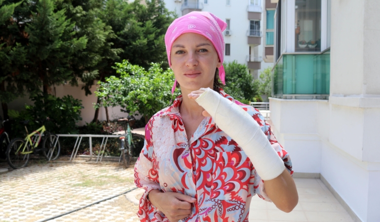 Evine girerken sopalı saldırıya uğradı; şüpheli eş tutuklandı