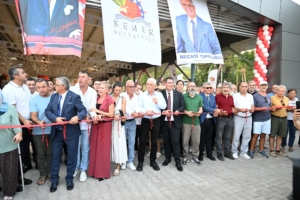 Tekirova Kapalı Pazar Yeri Açıldı, Esnafa Destek!