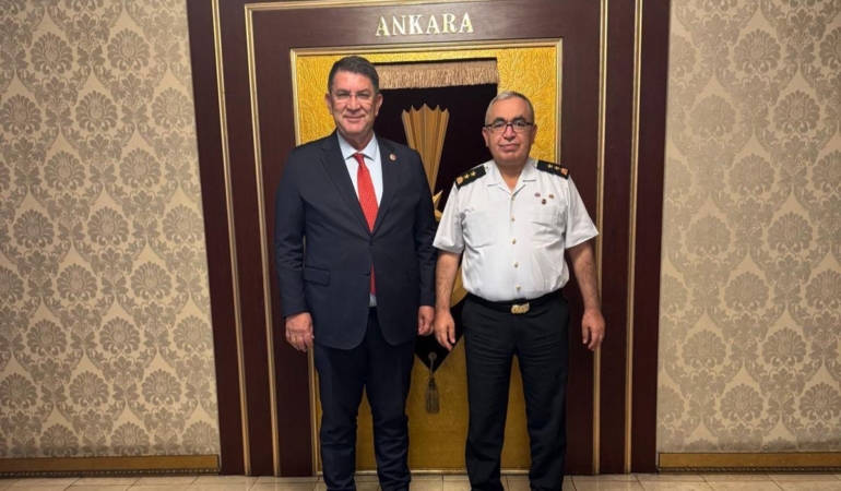 Esnaf Başkanı’ndan Tümgeneral Yıldız’a Ziyaret