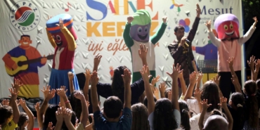 ‘Sahne Kepez’ ile sanat sokakta, eğlence mahallelerde