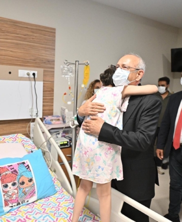 Kılıçdaroğlu, cezaevinde tutuklu Böcek ve Kara’yı ziyaret etti (2)