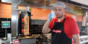 Antalya’da döner ustalarının ‘sıcak’ sınavı