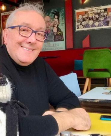 Kanal D seslendirme uzmanı Levent Bitecik, hayatını kaybetti