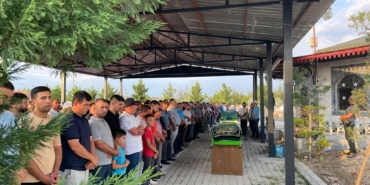 Gölete giren 2 çocuk boğuldu